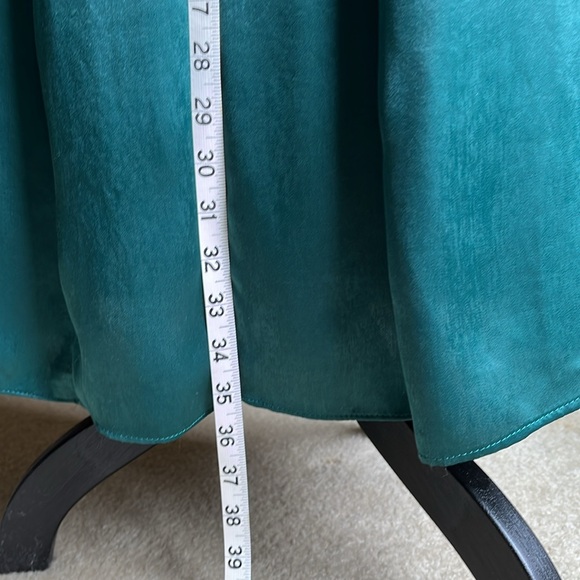 NWT - TOPSHOP - Maxi Skirt with Thigh Slits in Emerald Green - UK 10 / US 6 - Picture 9 of 9